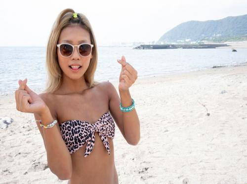 Gadis ras campuran yang penuh nafsu